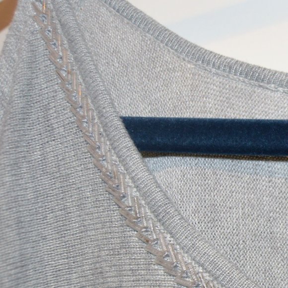 Grey Open Sleeve Sweater (Size 22/24) - Picture 3 of 6